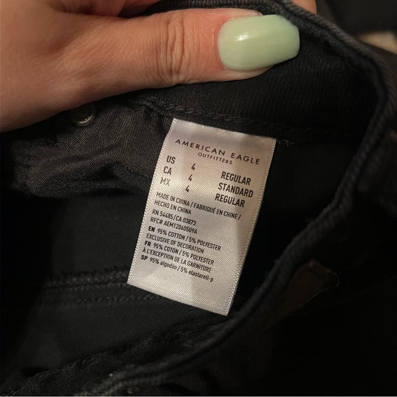 American Eagle Outfitters Ripped Distressed Mom Straight Jeans Black - Picture 5 of 5